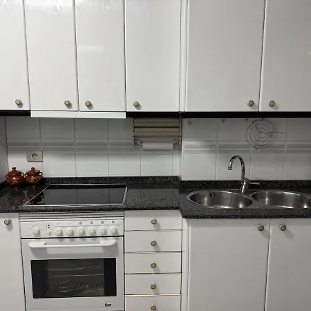 Piso 3 Hab Cerca De Av Madrid Con Wifi Apartment *