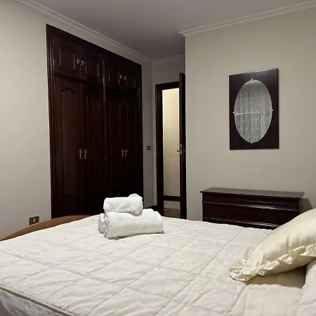 Piso 3 Hab Cerca De Av Madrid Con Wifi