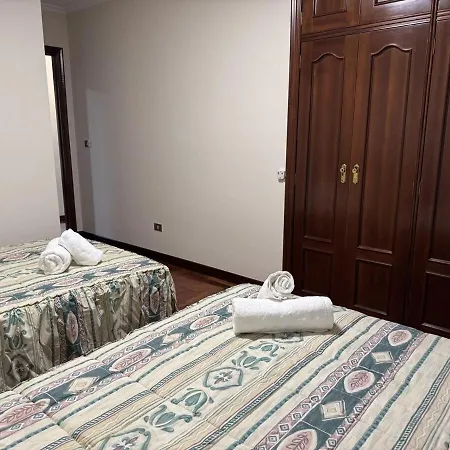 Piso 3 Hab Cerca De Av Madrid Con Wifi Apartamento